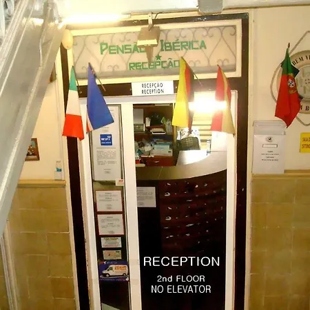 Pensao Iberica Guest house *